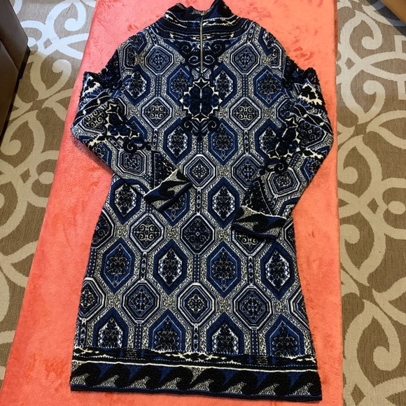 EMILIO PUCCINI SWEATER DRESS Sz Large made in Italy. Pre-owned “Excellent” - Picture 8 of 11